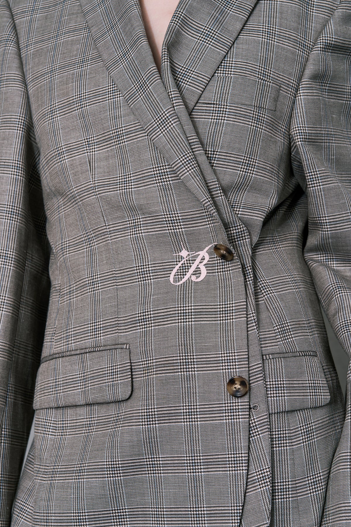 Embroidery Blazer
